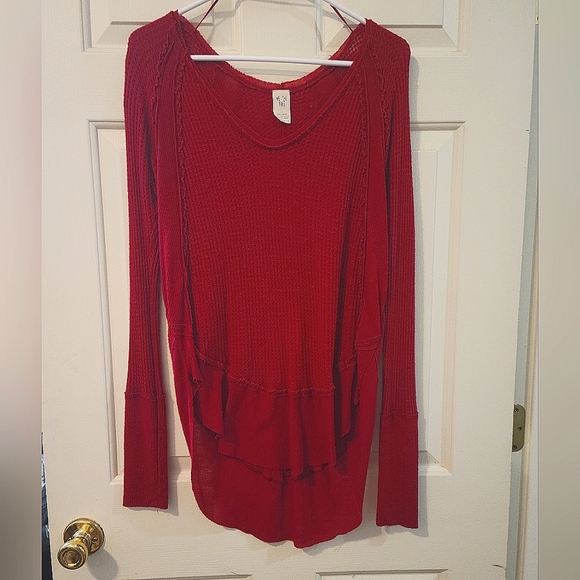 Free People Tops - Free People Waffleknit Long Sleeve Tunic in Red Grape, EUC, size XS